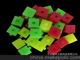 小學(xué)文教用品供應(yīng)商與批發(fā)市場(chǎng)概覽 兼談與化妝品行業(yè)的對(duì)比